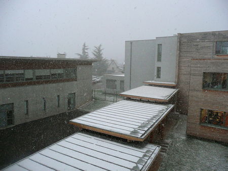 le_lyc_e_sous_la_neige_18_d_c_2009__2_