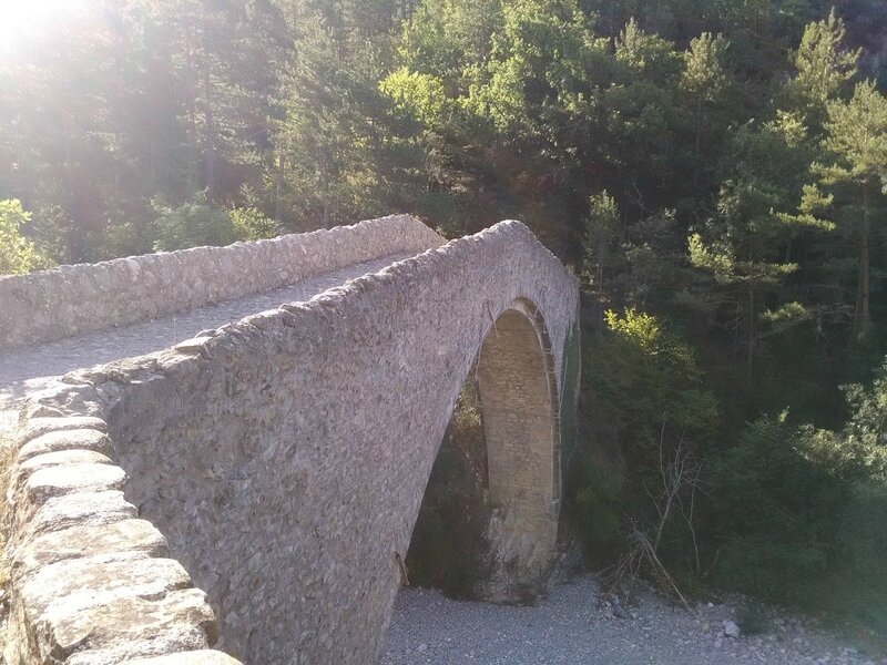 vers pont reine jeanne (9)