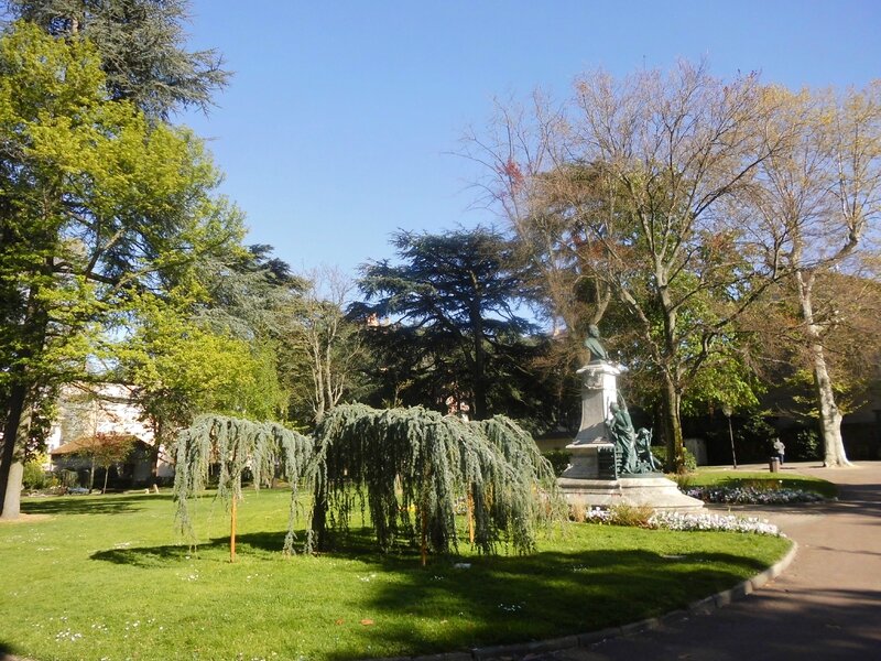 St-Cham jardin public (2)