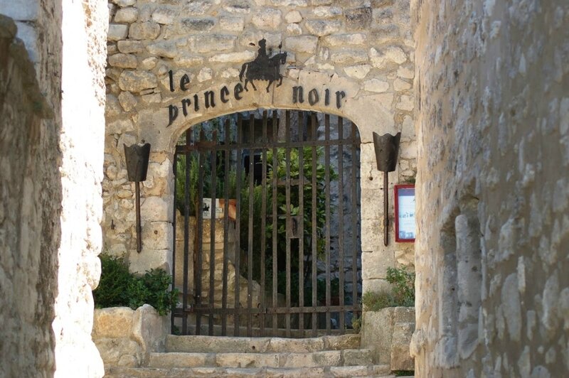 le-Prince-Noir-les-Baux-de-Provence