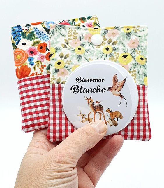 pochette tissu pour badges personnalisés