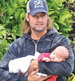 josh_holloway_java