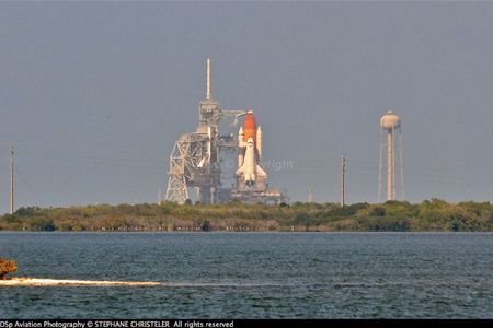 STS-133_005_wm