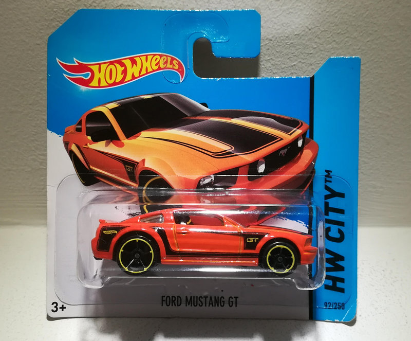 Ford Mustang GT (Hotwheels) (3)