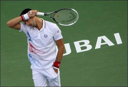 Tennis-premiere-defaite-en-2012-pour-Djokovic-battu-par-Murray-a-Dubai_reference