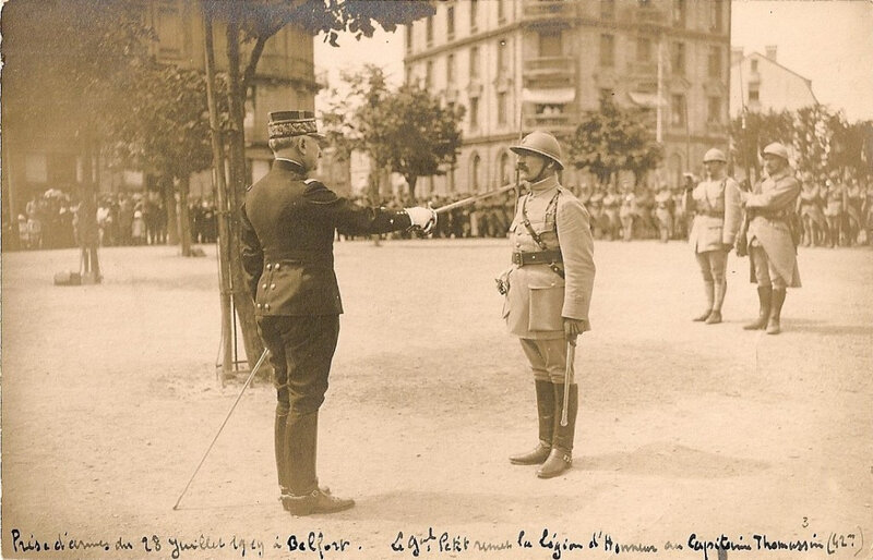 1919 07 28 Belfort CPhoto Remise médaille Gal Petit à Cap Thomassin