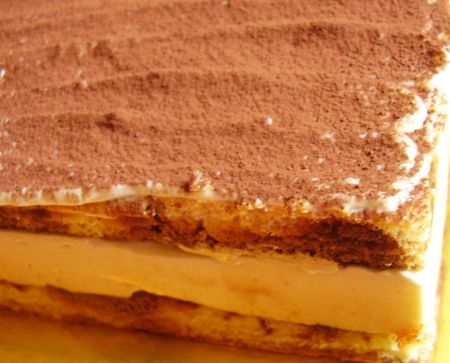 Pâques 2009 Oeuf - gâteau tiramisu 006