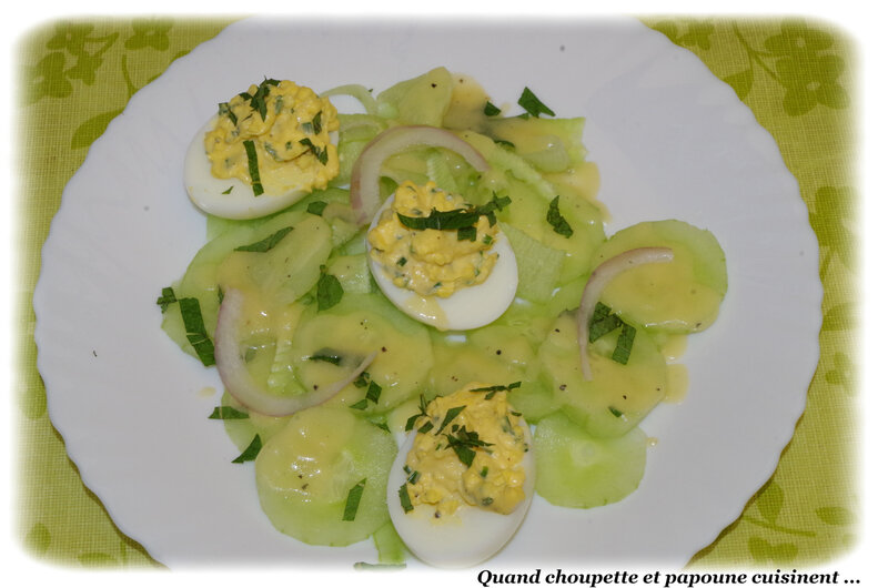oeufs mimosa sur lit de salade-5464