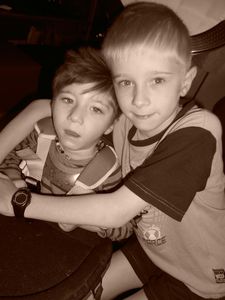 aymeric et yoann juin2013 4et 8ans 051