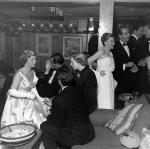 1948-12-31-Sam_Spiegel-New_Years_Party-by_peter_stackpole-judy_garland-vincente_minnelli-2