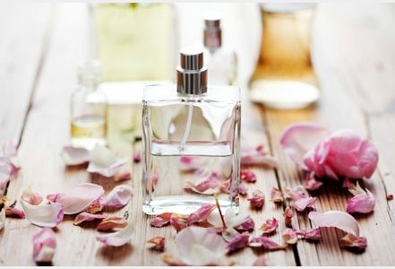Un-parfum-naturel-ca-change-quoi_exact441x300