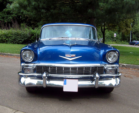 Chevrolet_bel_air_nomad_2door_wagon_de_1956_03