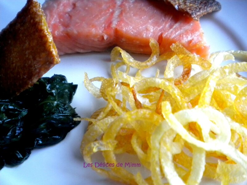 Saumon confit aux agrumes et croustillants de pommes de terre 2
