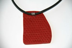 pendentif_multicolore_dos