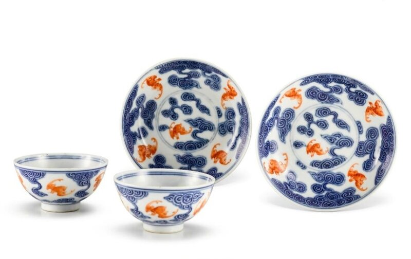 Two pairs of blue and white and iron-red 'Bats' dishes and bowls, Marks and period of Guangxu (1875-1908)