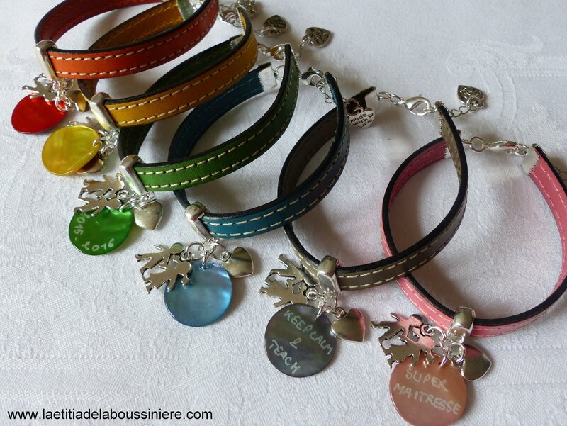 Bracelet de maîtresse en cuir - 22 €