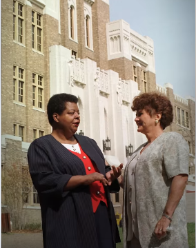 Elizabeth Eckford et Hazl Bryan 2