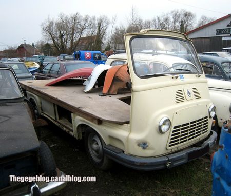 Renault estafette 1000 découpée (Sessenheim) 01