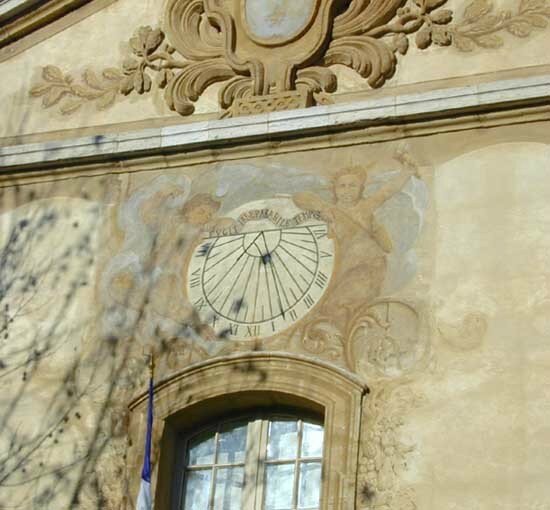 Cadran solaire façade-Hôtel de ville 1
