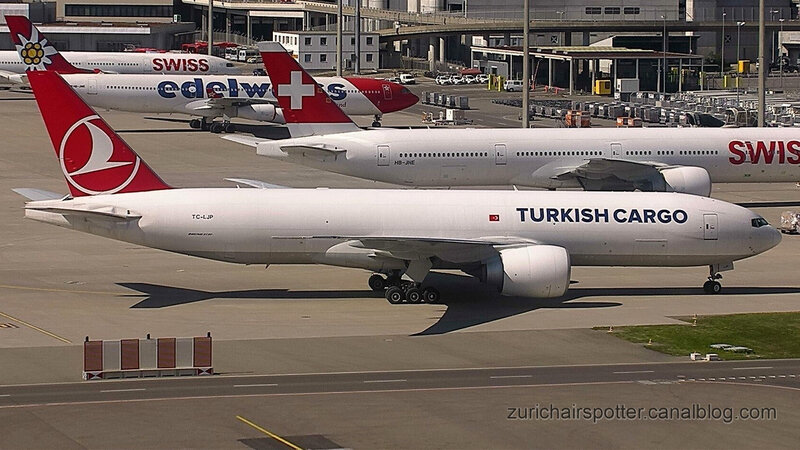 Boeing 777-FF2 (TC-LJP) Turkish Airlines