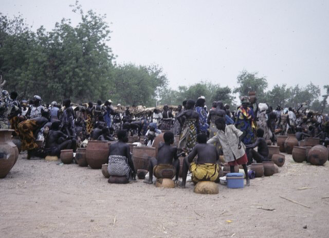 Cameroun Nord Marché de Mora le quartier des potiers