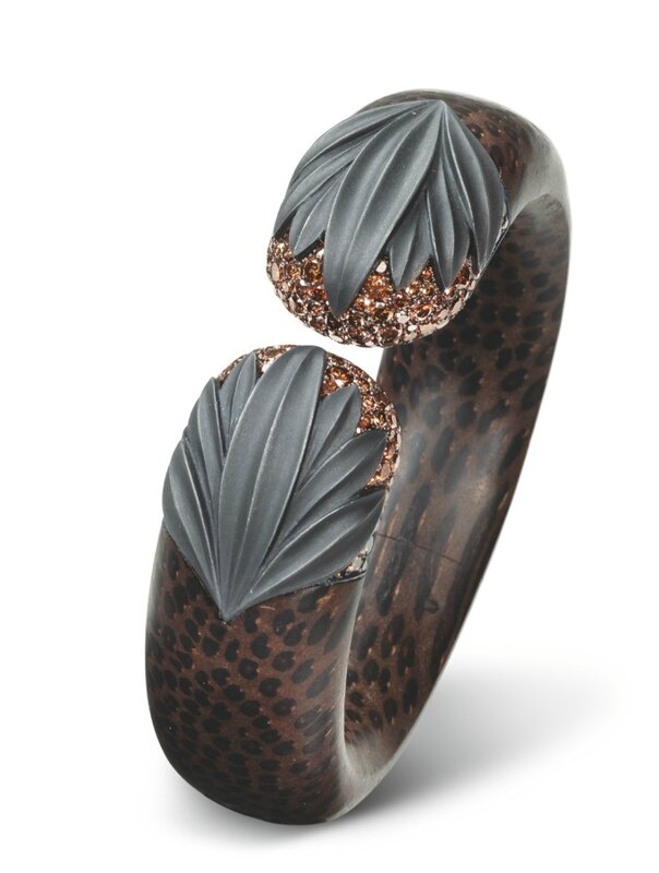 Hemmerle-Palm-Wood-and-Brown-Diamond-Bangle-Bracelet-906x1200