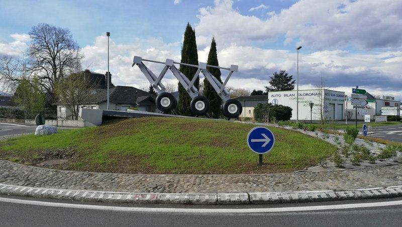 Oloron-Sainte-Marie, rond point (64)