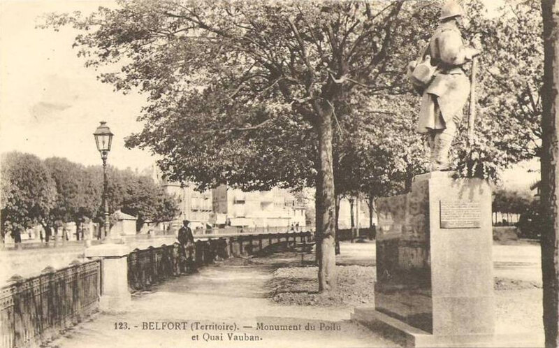 CPA Belfort Le poilu H Pancarte