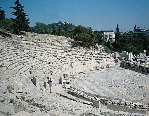 1002271-Théâtre_de_Dionysos_Athènes