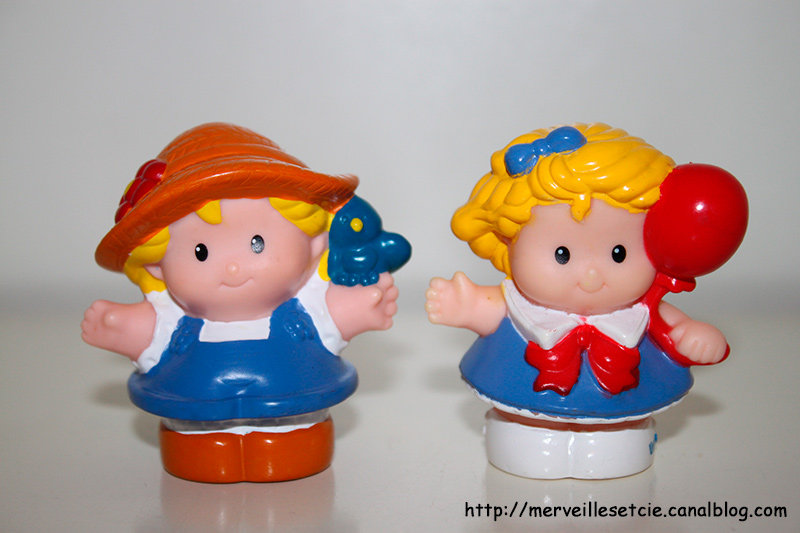 duo-sarah-little-people