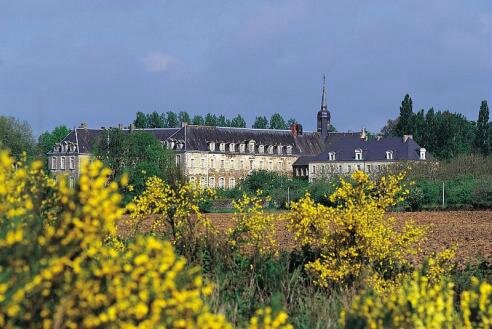 Abbaye-de-Melleray-pays-de-Chateaubriant_productDiaporamaImage