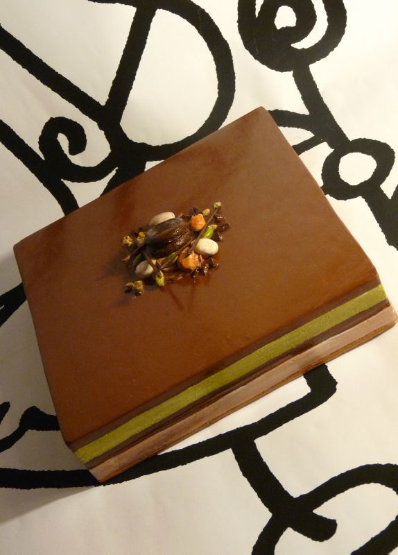 Entremet chocolat au lait et pistache