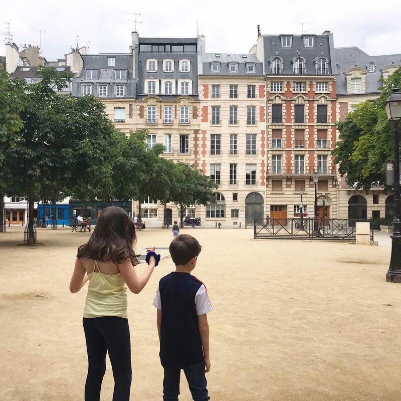 Place Dauphine ©Kid Friendly
