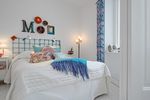 A romantic-white-apartment-decor (14)