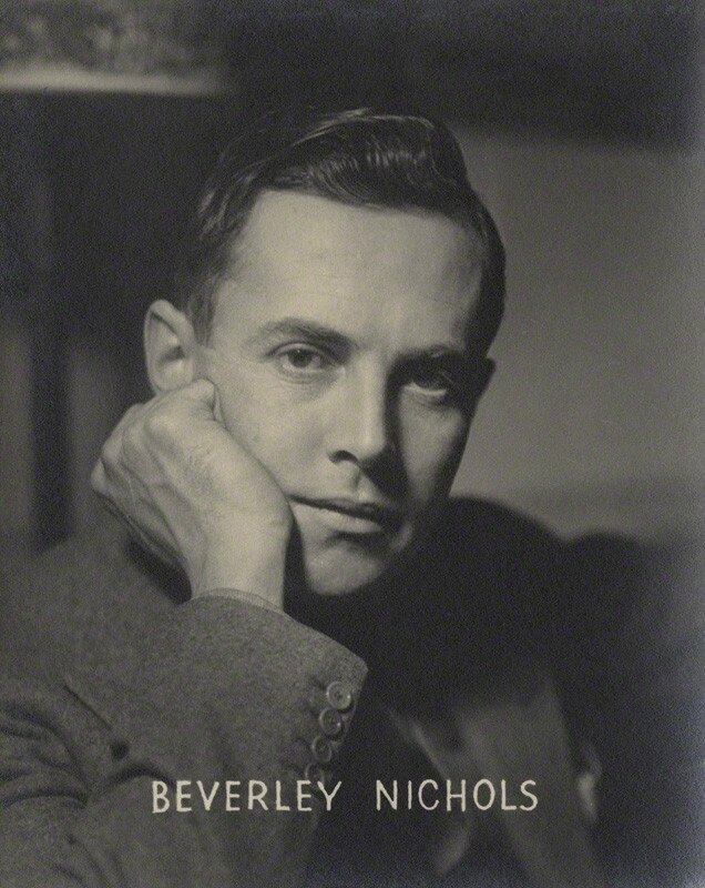 Beverley-Nichols-by-Howard-Coster-1940s-NPG-license