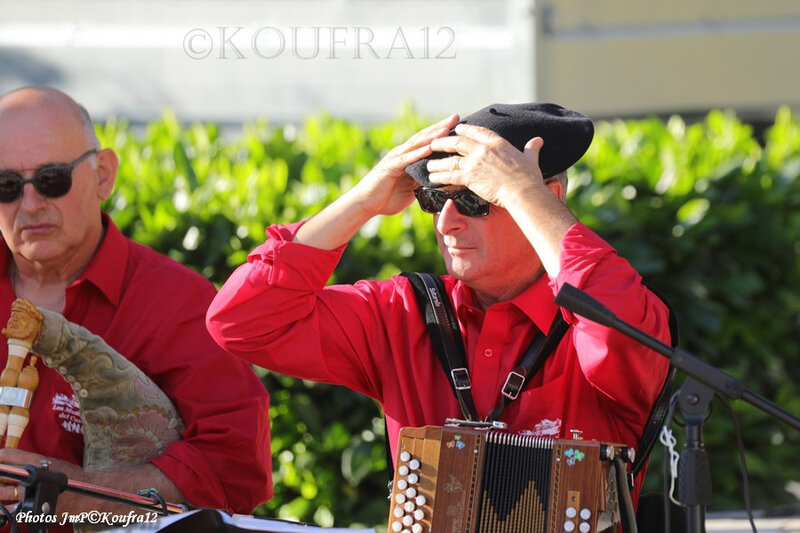 Photos JMP©Koufra 12 - Le Caylar - Los Musicaires del Castèl - 14072019 - 0167