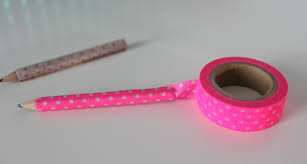 Résultat de recherche d'images pour "diy masking tape crayon"