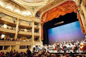 Opéra de Bordeaux elle chute deu second balcon