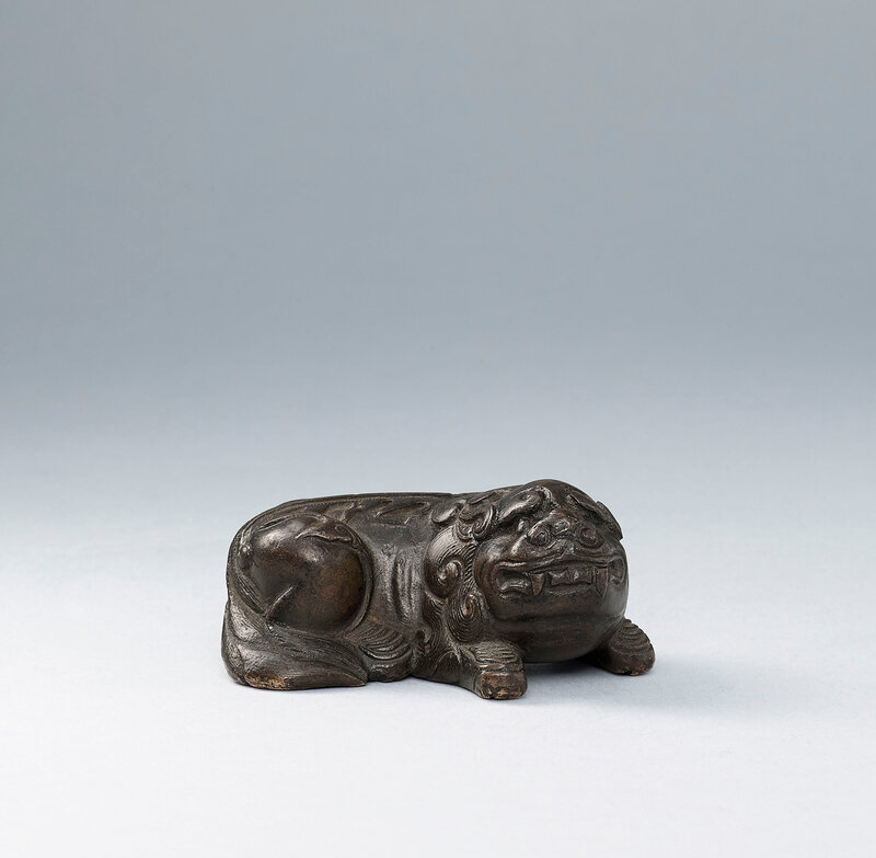 2015_HGK_03406_0160_000(a_small_bronze_lion-form_weight_ming_dynasty)
