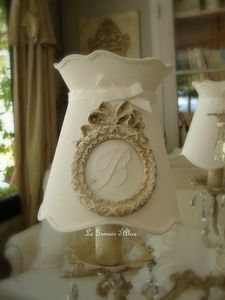 Abat jour forme gustavien diametre 12 lustre applique ornement noeud patiné monogramme decoration de charme shabby chic gf