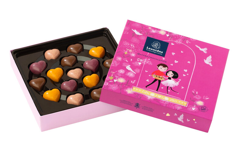 6110207-boite cadeau carré M st Valentin 2019-garnis