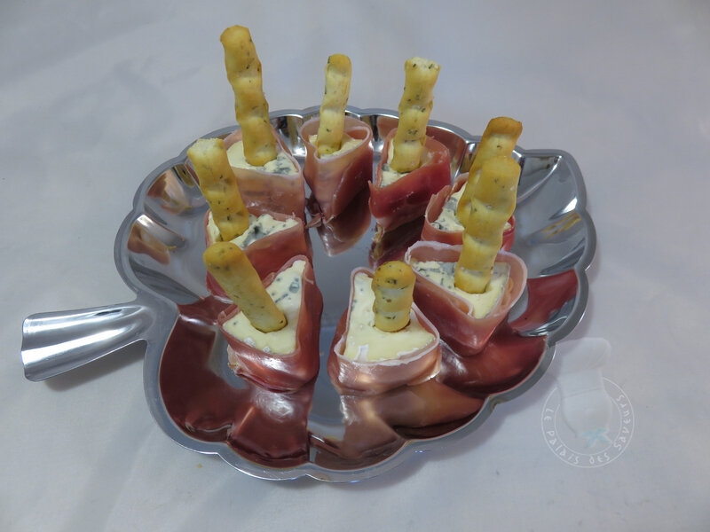 Sucettes de Bleu au jambon cru