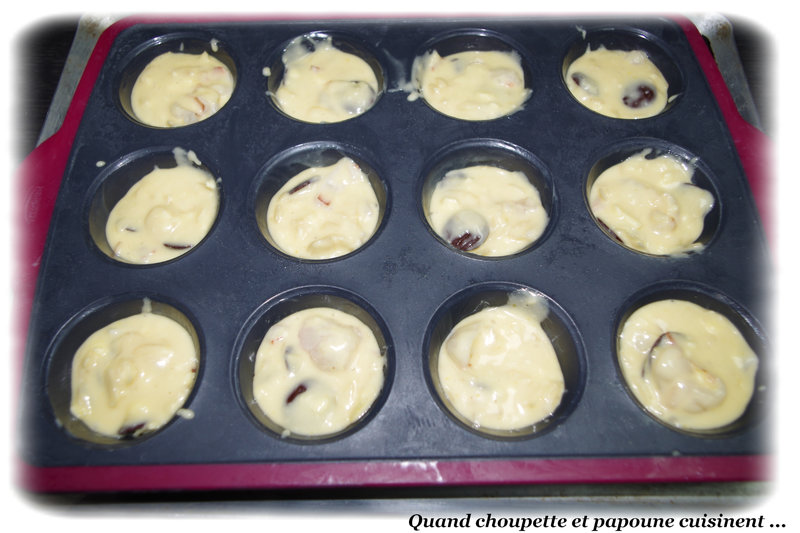 muffins aux litchis, chocolat et amandes-8831