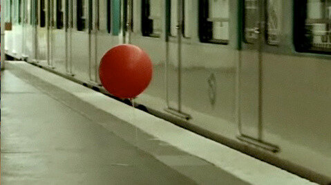 le-voyage-du-ballon-rouge-metro