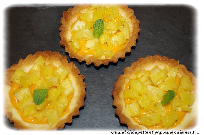 tartelettes à la crème d'abricot et à l'ananas frais-9044