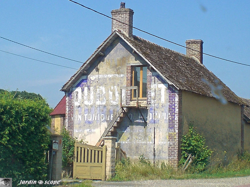 Dubonnet...à boire avec modération ! (Bouloire - 72)