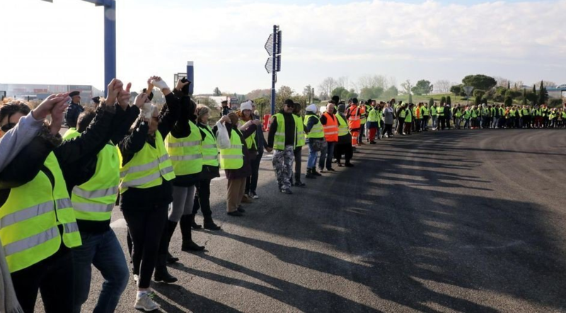 2019-01-19 13_26_12-Actualités en rapport avec #GiletsJaunes sur Twitter