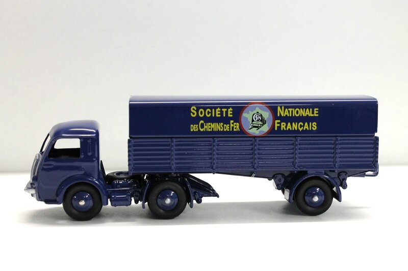 #10-Panhard Movic SNCF