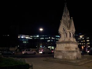 A statue in the middle of the street