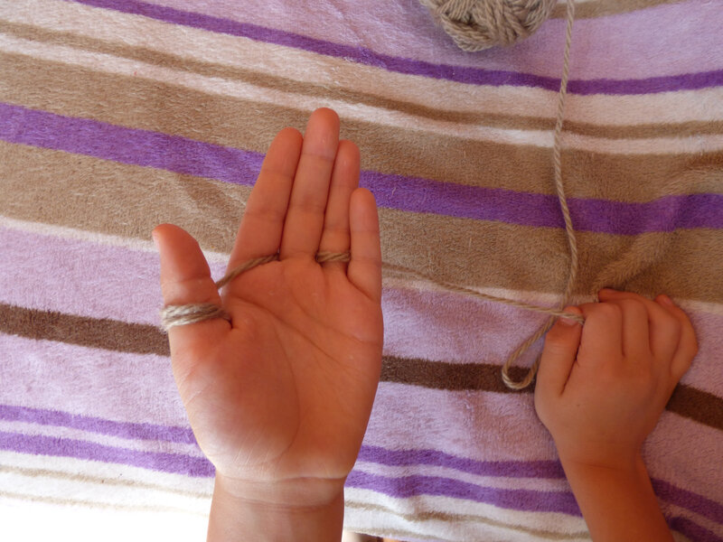 11 Tricot avec les doigts (2)